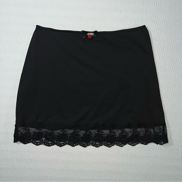 American Vintage Dresses & Skirts - Womens Y2K Mini Skirt Size M Black Coquette Grunge Whimsigoth Lacy